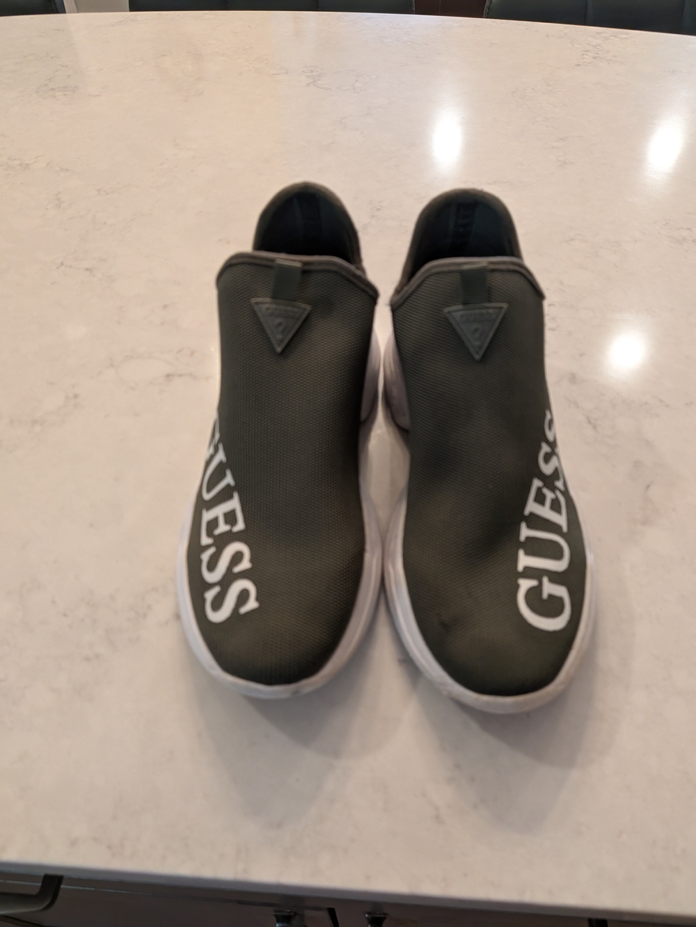 GUESS Unisex Slip-On Sneakers in Olive Green Size 8.5